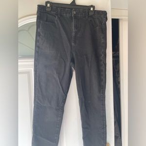 American Eagle black skinny jeans, size 14 long